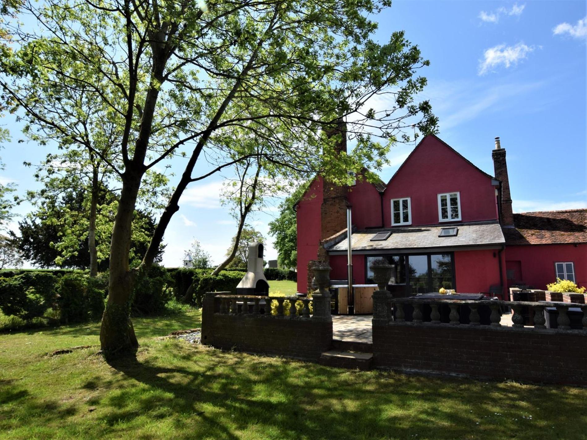 3 Bed In Saffron Walden 85662 Villa Finchingfield Exterior photo